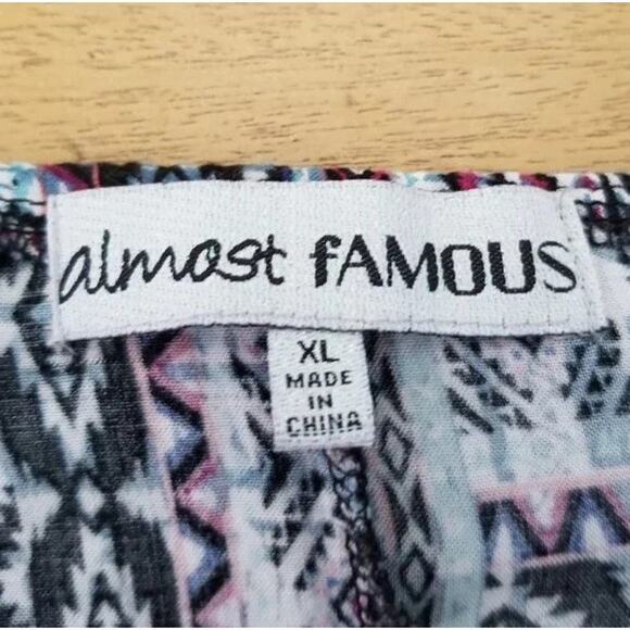 Almost Famous Juniors' Printed dress - Size XL - Picture 3 of 4